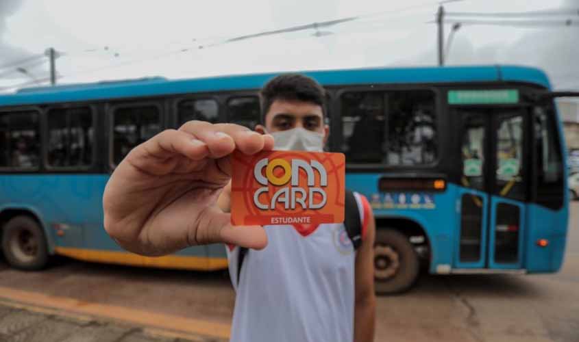 Estudantes contam com três pontos fixos para emissão e renovação do ComCard