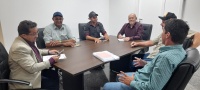 Gabinete da deputada Cláudia de Jesus recebe visita do prefeito de Theobroma