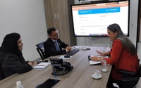 Cláudia de Jesus solicita apoio do Ministério da Saúde para reduzir filas no SUS