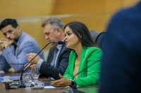 Dra. Taíssa solicita, em caráter de urgência, policiamento ostensivo em escolas do estado