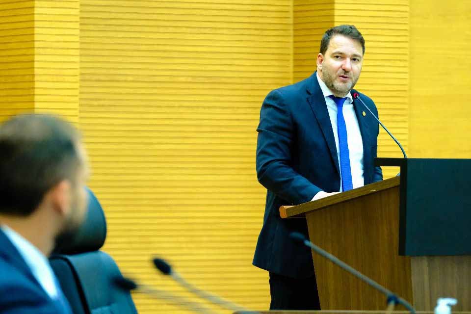 Deputado Alex Redano emite Nota de Esclarecimento sobre as Ações da CPI da Energisa e CPI das Reservas
