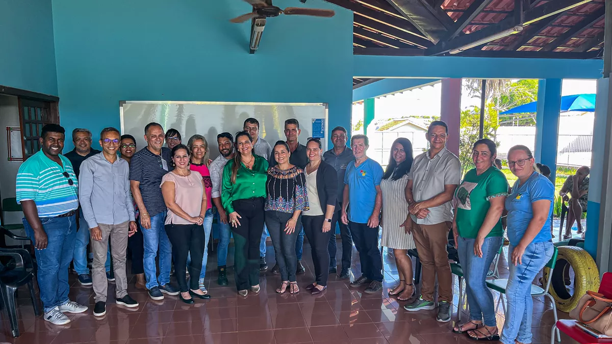 A pedido do deputado Cássio Gois, SEDUC realiza visita técnica no Centro de Autistas de Cacoal - News Rondônia