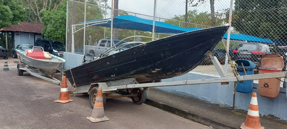Barcos estão entre os itens que serão leiloados — Foto: Polícia Federal/Divulgação