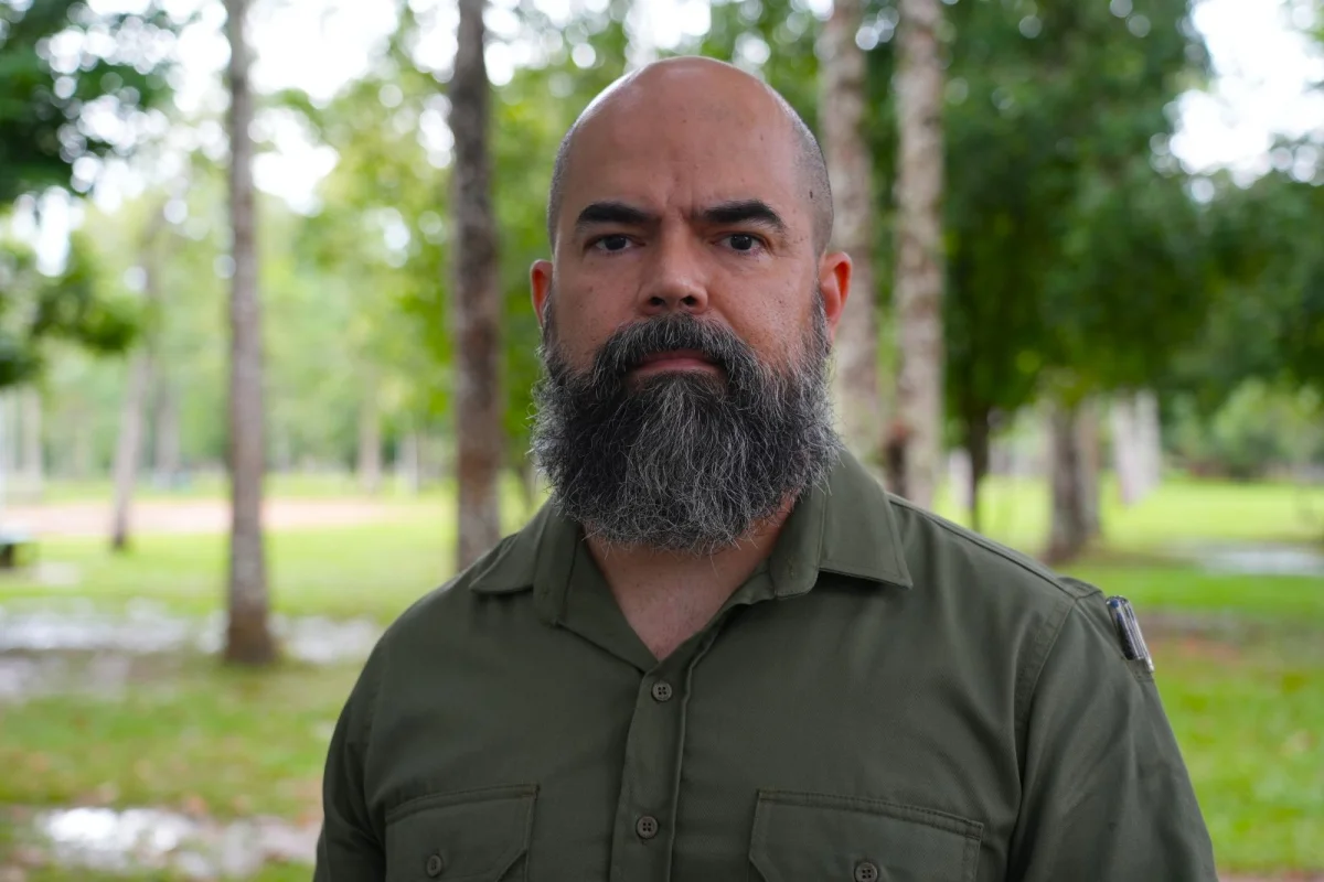 Orientação é manter distância e comunicar imediatamente as autoridades, caso veja algum animal, explicou Saimon Albuquerque
