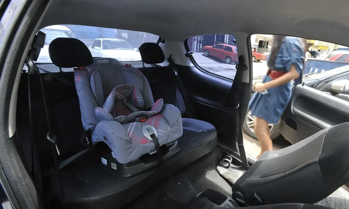 Cadeirinha para transportar crianças
