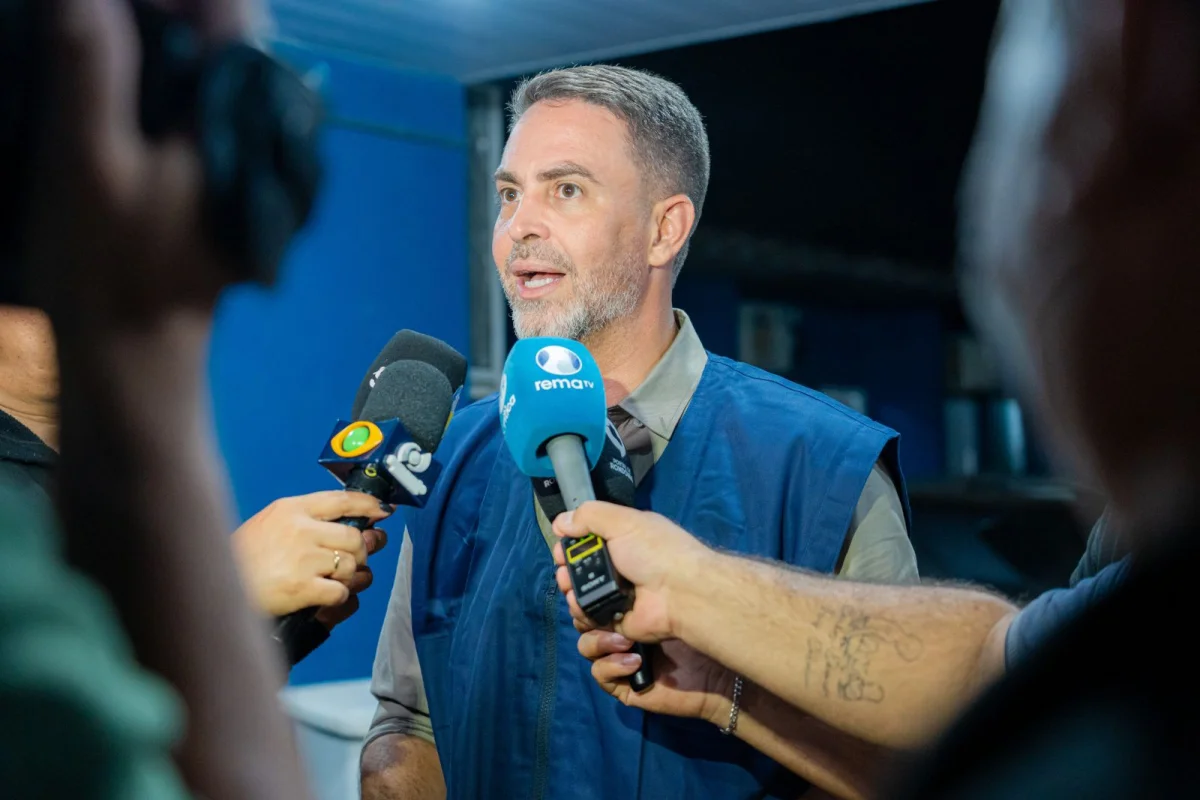 Ação de vacinar todos é super importante para manter a saúde em dia, comentou Léo Moraes