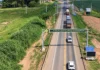 Caminhoneiro é orientado sobre isenção por eixo suspenso na BR-364