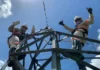 Cerca de mil eletricistas atuam para levar energia aos rondonienses. Profissão é celebrada neste sábado (17)