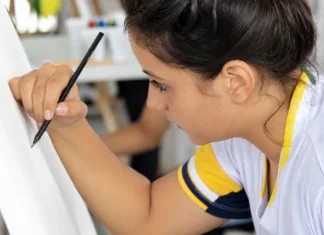 Escolas têm até 30 de novembro para inscrever estudantes em concurso nacional de desenho sobre direitos digitais